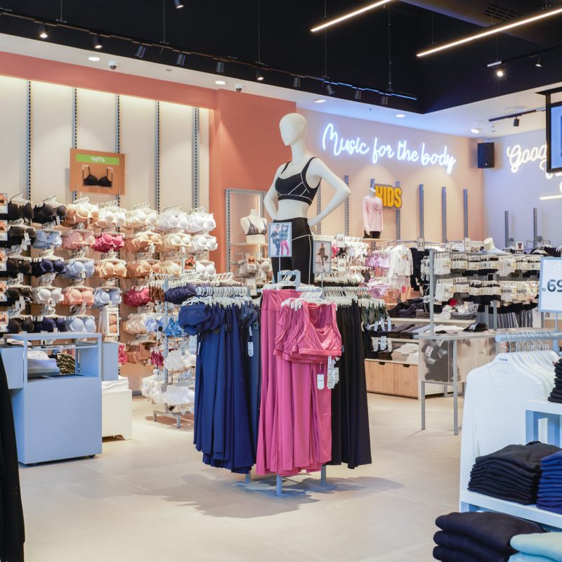 לוגו טזניס Tezenis – הזדמנות לזכיינות תפעולית בישראל