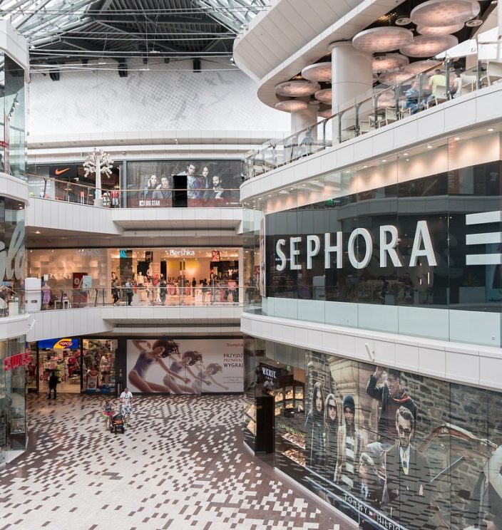 shopping-mall-g11f7d1331_1280