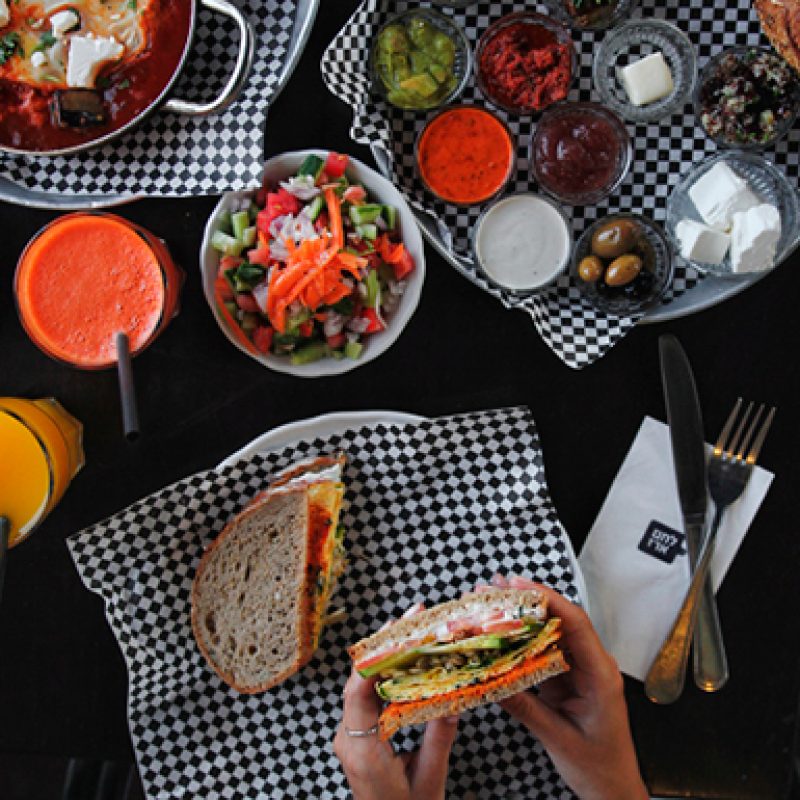 זכיינות בתי קפה -לחם ארז